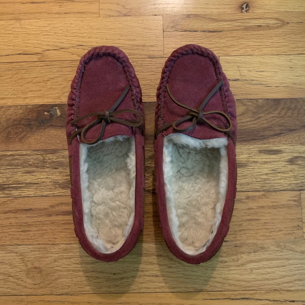 Emu slippers